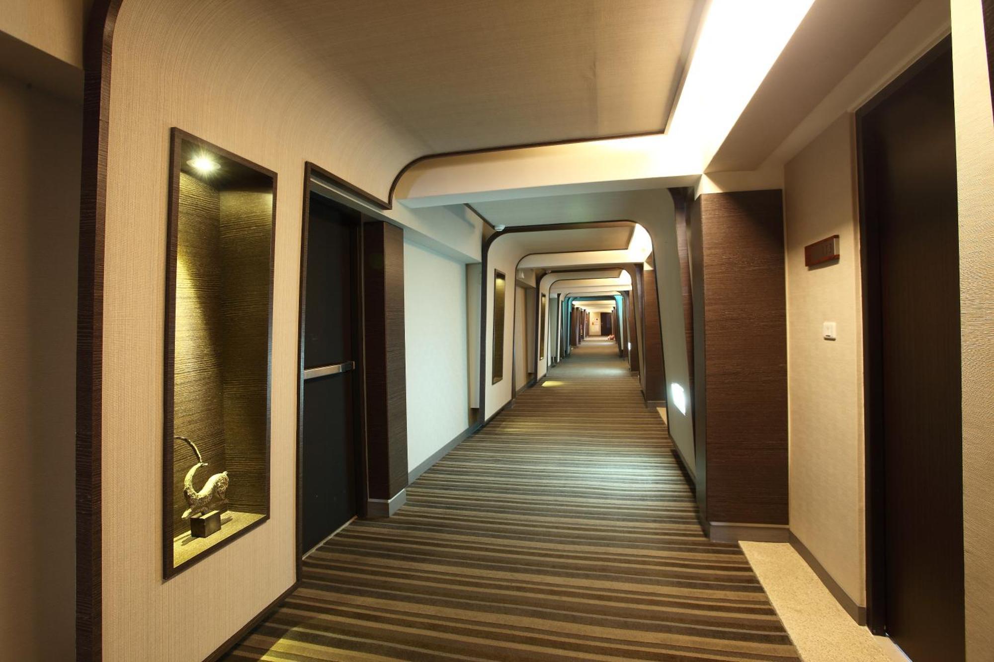 Chia Shih Pao Hotel Taibao Exterior photo